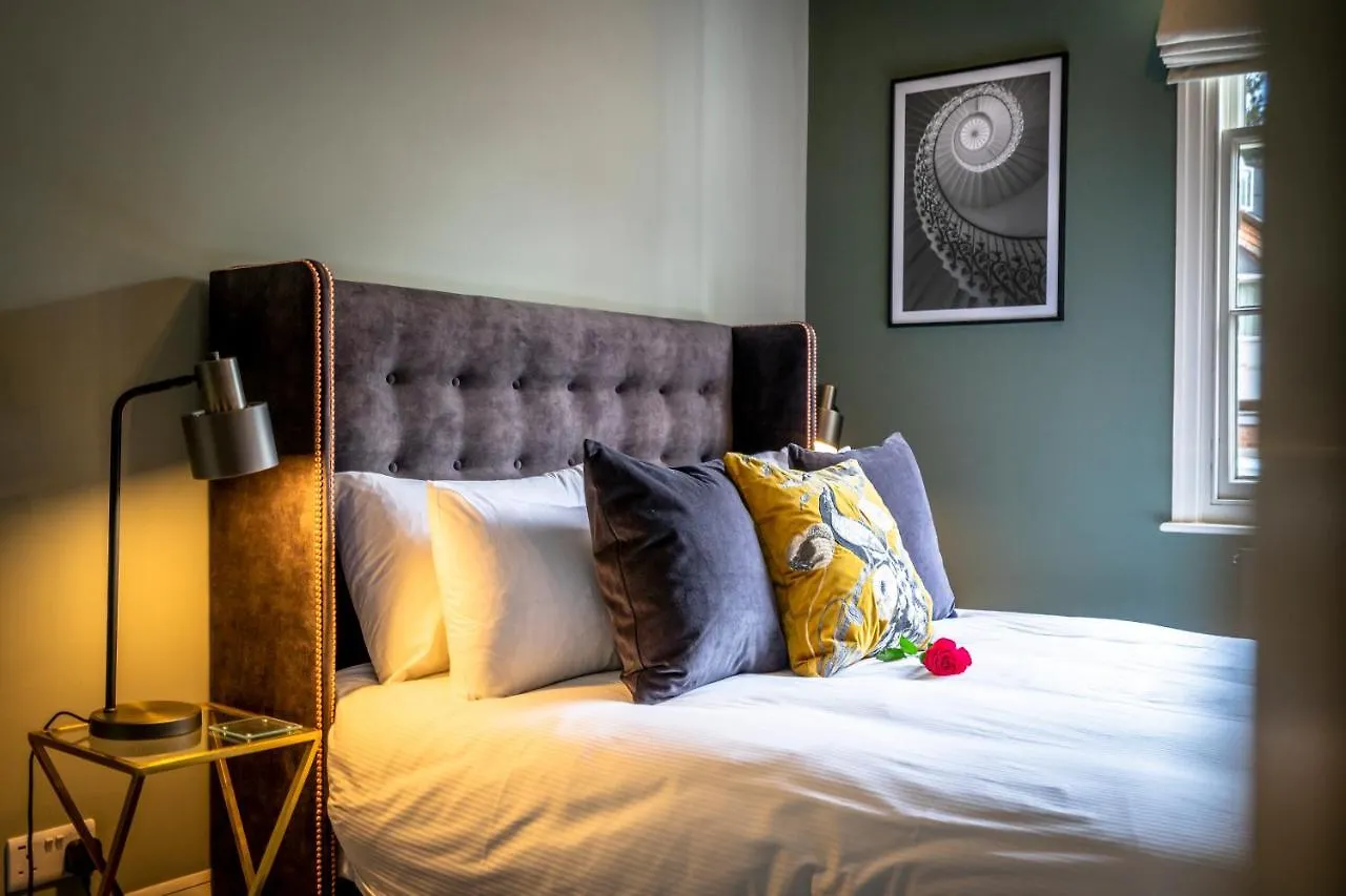 The Chambers At The Dukes Townhouse Apartment York